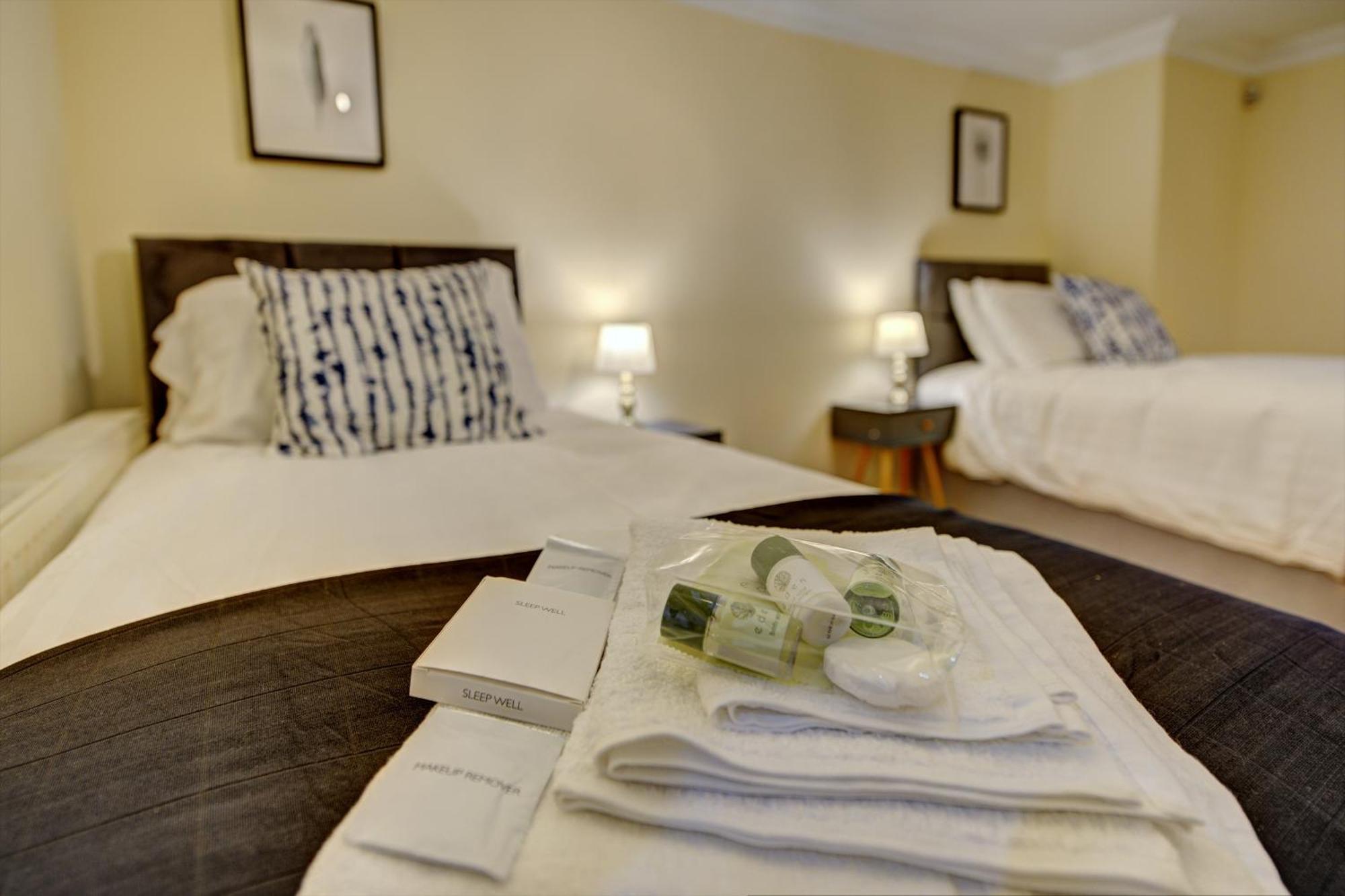 Leamington Spa Warwick Place Apartments ภายนอก รูปภาพ